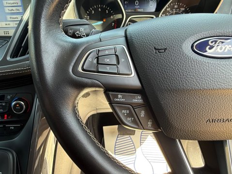Ford Kuga 1.5T EcoBoost Vignale Auto AWD Euro 6 (s/s) 5dr 49