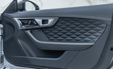 Jaguar F-Type PROJECT 7 32