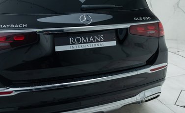 Mercedes-Benz GLS 600 Maybach 35