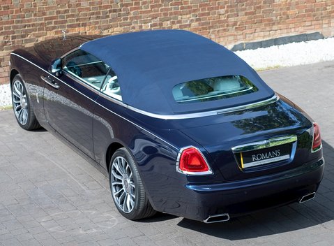 Rolls-Royce Dawn 10