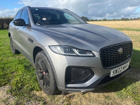 Jaguar F-Pace 2.0 F-PACE R-Dynamic Black AWD Auto 4WD 5dr