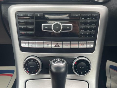 Mercedes-Benz SLK 1.8 SLK200 AMG Sport G-Tronic+ Euro 5 (s/s) 2dr 23