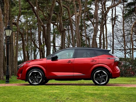 Nissan Qashqai DIG-T N-DESIGN 15