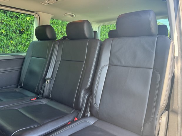 Volkswagen Transporter Shuttle (Sold) 2.0 TSI BlueMotion Tech SE Minibus Double Cab 5dr Petrol DSG FWD SWB 8