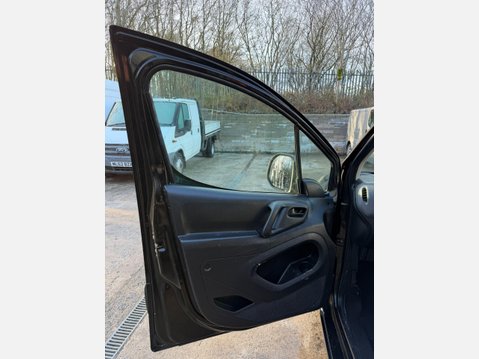 Citroen Berlingo 1.6 HDi 625 Enterprise Panel Van 5dr Diesel Manual L1 (Euro 5) (133 g/km, 7 27