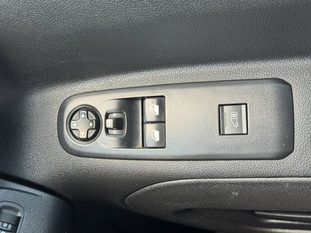 Peugeot Partner SWB L1H1 Low Roof Professional Premium Plus Air Con Sensors EURO 6 22