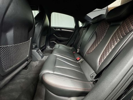 Audi RS3 2.5 TFSI Saloon 4dr Petrol S Tronic quattro Euro 6 (s/s) (400 ps) 17
