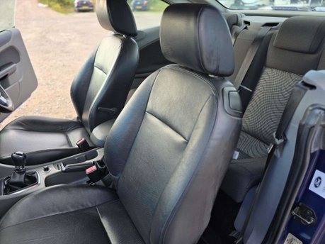 Ford Focus CC 1.6 CC-1 Convertible 2dr Petrol Manual (169 g/km, 99 bhp) 35