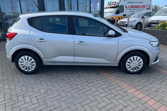 Dacia Sandero COMFORT 1.0 TCE AUTOMATIC 5 DOOR 5