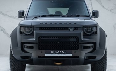 Land Rover Defender OCTA EDITION ONE 6