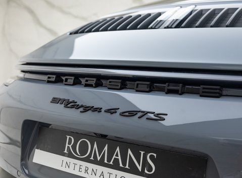 Porsche 911 Targa 4 GTS (992) 48