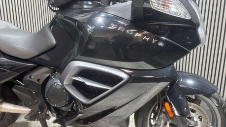 Triumph Trophy 1200 SE 2015 42K FULLY KITTED TOURER MOT COMES SERVICED WARRANTY 23