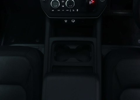 Land Rover Defender 3.0 Defender X-Dynamic HSE D300 MHEV A 4WD 5dr 21