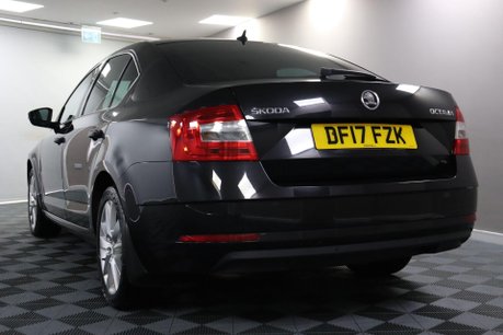 Skoda Octavia SE L TSI DSG 29