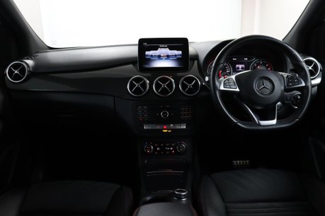 Mercedes-Benz B Class B 180 D AMG LINE PREMIUM 40