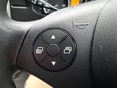 Mercedes-Benz Sprinter 2.1 313 CDi BlueEFFICIENCY Tipper 4dr Diesel Manual RWD L2 (211 g/km, 129 b 35