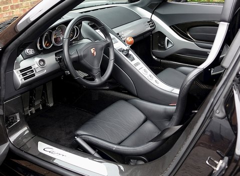 Porsche Carrera GT 28