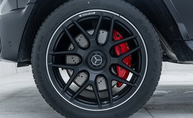Mercedes-Benz G Series AMG G63 Carbon Edition 32