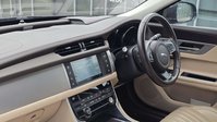 Jaguar XF 2.0d Portfolio Saloon 4dr Diesel Auto Euro 6 (s/s) (180 ps) 19