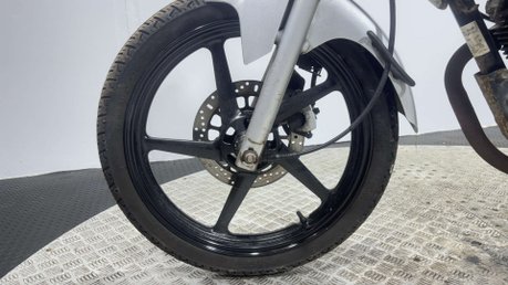 Yamaha YBR 125 2010 26K RUNNING PROJECT BIKE COMMUTER LEARNER BIKE 125CC 28