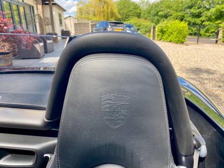 Porsche Boxster 3.2 987 S 2dr 25