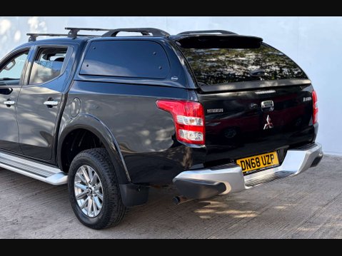 Mitsubishi L200 2.4 L200 Warrior DI-D 4WD 41