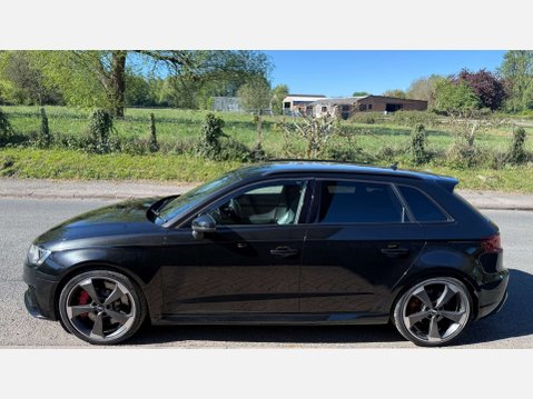 Audi RS3 2.5 RS 3 Sportback Nav Quattro Semi-Auto 4WD 5dr 28