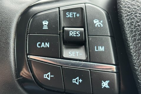 Ford Transit Custom 320 L1 Limited 170 ps Selectshift DCIV - Sat Nav / Adaptive Cruise 23