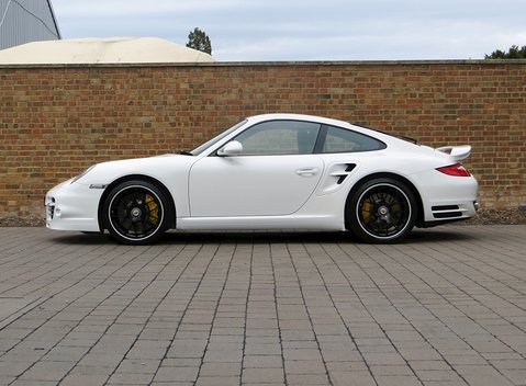 Porsche 911 (997) Turbo S 13