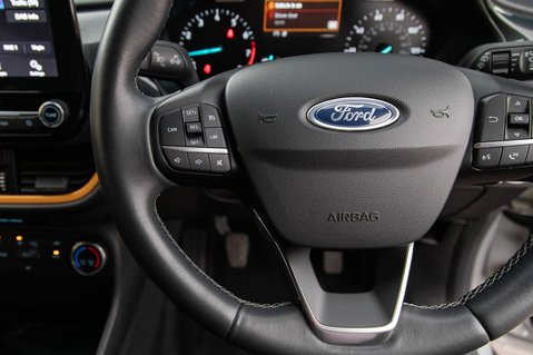 Ford Fiesta ACTIVE B AND O PLAY 19