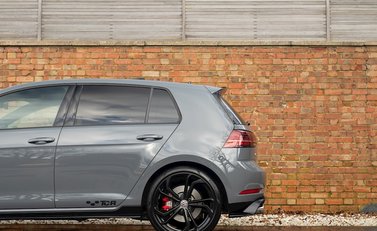 Volkswagen Golf GTI TCR 27