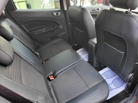 Ford Ecosport TITANIUM 19