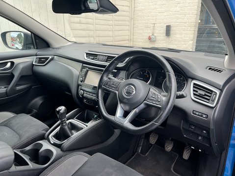 Nissan Qashqai (Sold) 1.5 dCi N-Connecta SUV 5dr Diesel Manual Euro 6 (s/s) (115 ps) 18