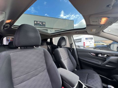 Nissan Qashqai 1.5 Qashqai N-Connecta dCi 5dr *NATIONAL DELIVERY* 5
