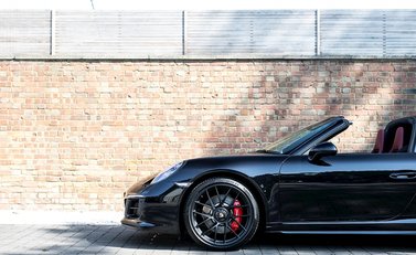 Porsche 911 (991.2) Targa 4 GTS 24