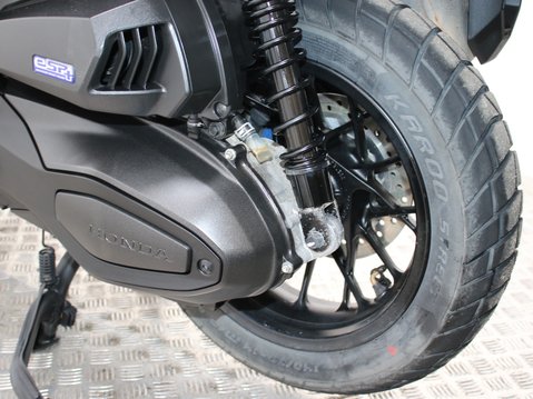 Honda ADV 350 ADV 350 A-R 15