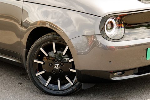 Honda Honda E ADVANCE 11