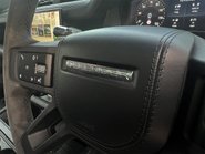 Land Rover Defender V8 57