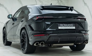 Lamborghini Urus PERFORMANTE 7