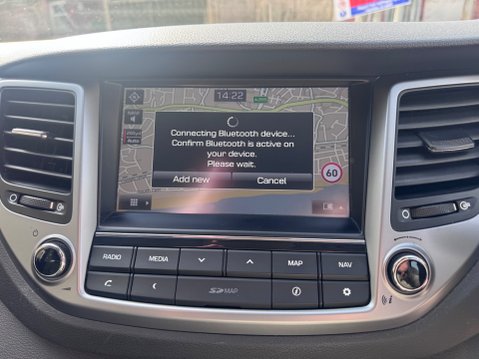 Hyundai TUCSON CRDI SE NAV BLUE DRIVE 19