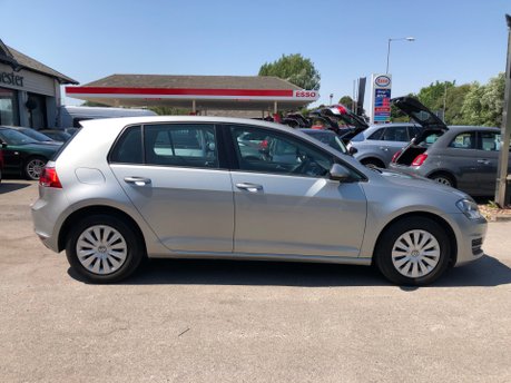 Volkswagen Golf S 1.2 TSI BLUEMOTION TECHNOLOGY only 52000m with Good History £35 Tax 3