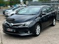 Toyota Auris VVTI BUSINESS EDITION TOURING SPORTS TSS 3