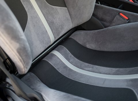 Ferrari 488 Pista 13