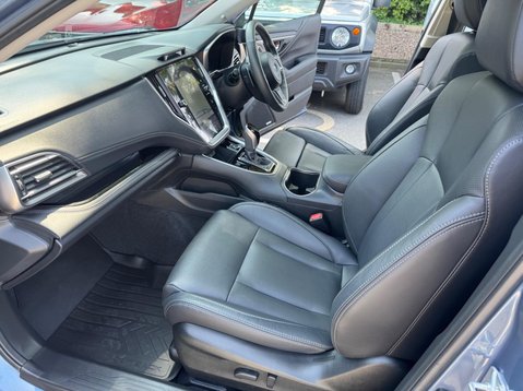 Subaru Outback TOURING 40