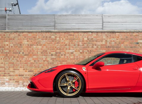 Ferrari 458 Speciale 29