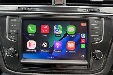 Volkswagen Tiguan R LINE TDI BMT 4MOTION DSG - PAN ROOF - APPLE CAR PLAY -ADAPTIVE CRUISE 4
