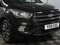 Ford Kuga ST-LINE 26