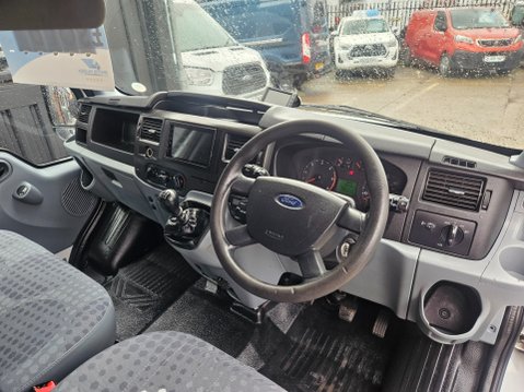 Ford Transit 300 8