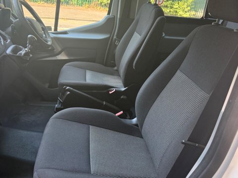 Ford Transit 2.2 TDCi 460 HDT L4 H3 4dr (18 seats) 4