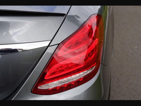 Mercedes-Benz C Class 2.1 C250d AMG Line (Premium Plus) G-Tronic+ Euro 6 (s/s) 4dr 26